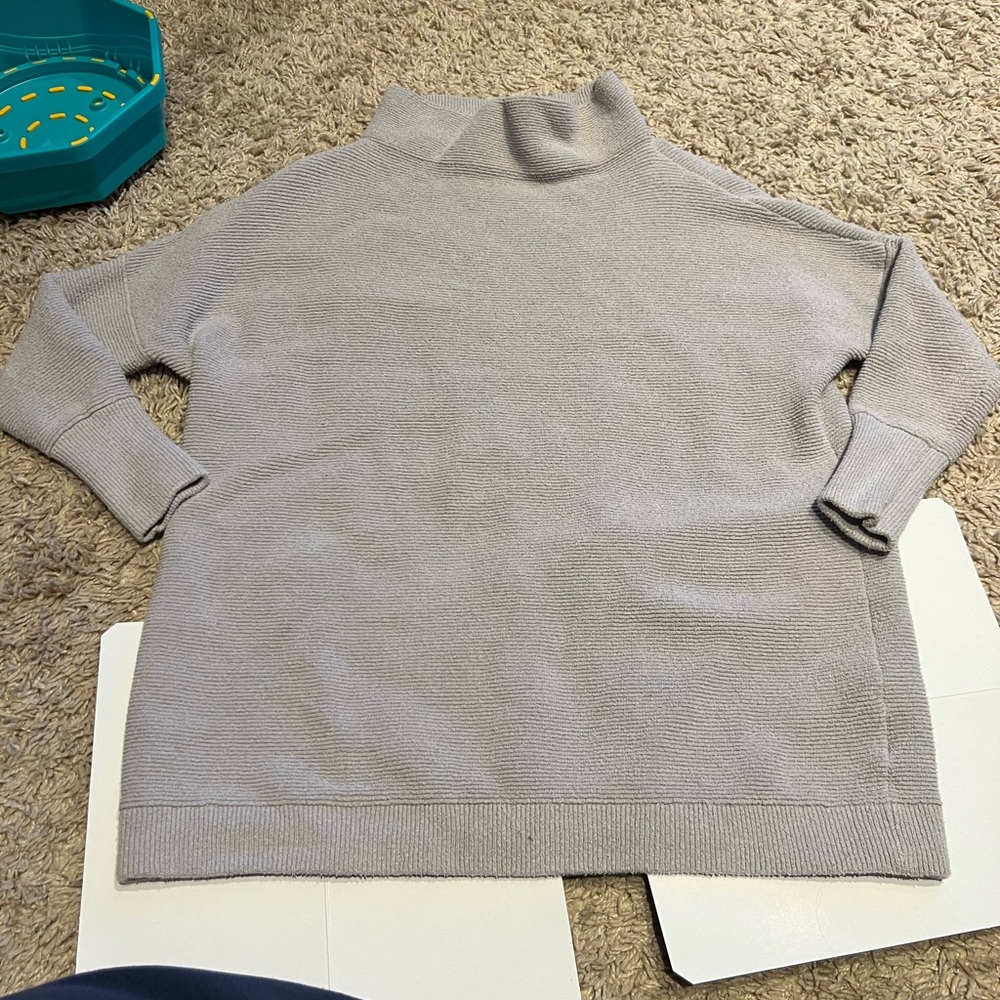 Ottoman slouchy tunic sweater size xs free people light grey